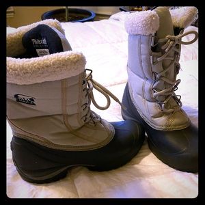 Sorel women’s weather boots